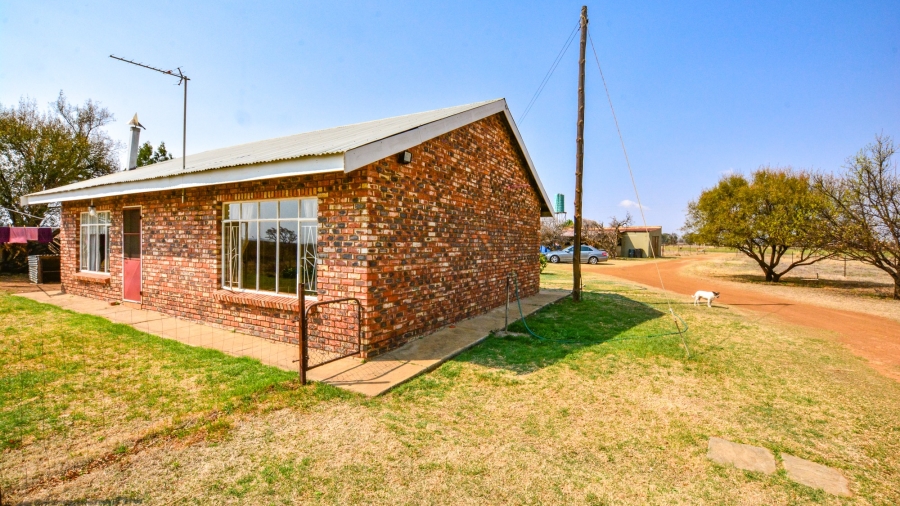 3 Bedroom Property for Sale in Potchefstroom Rural North West